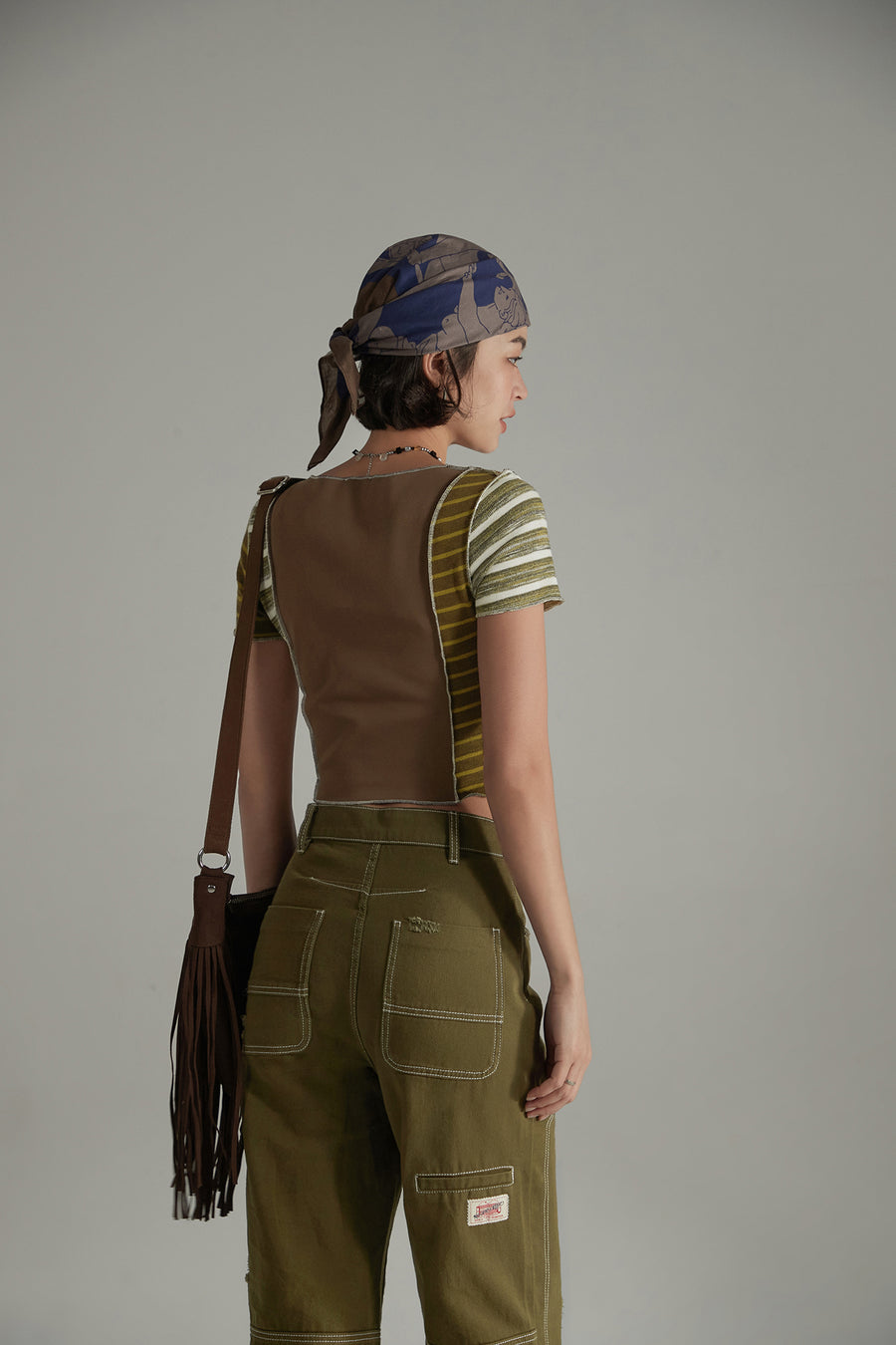 CHUU Contrast Striped Slim Cropped T-Shirt