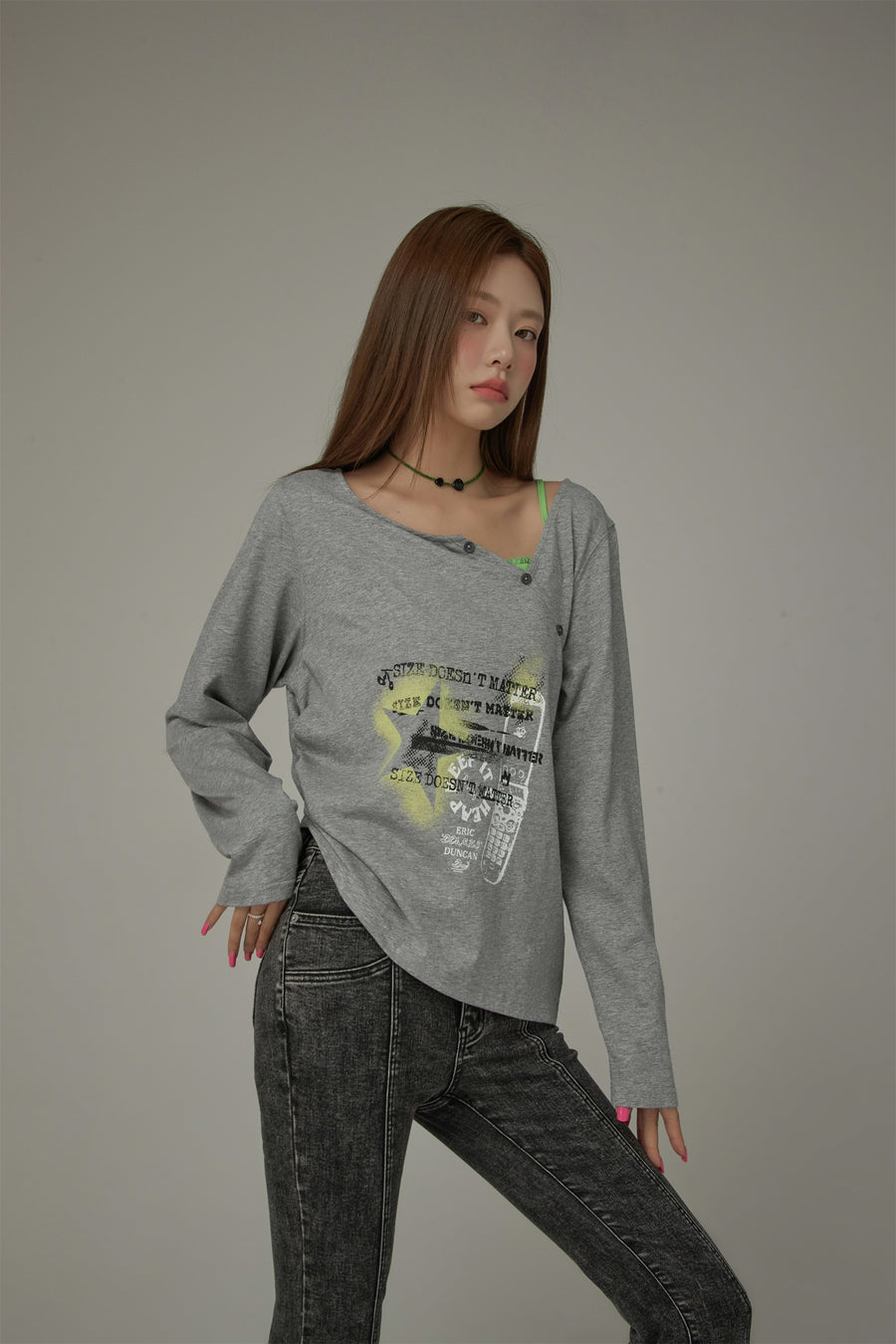 CHUU Size Doesn¡¯T Matter Buttoned Off-Shoulder Top