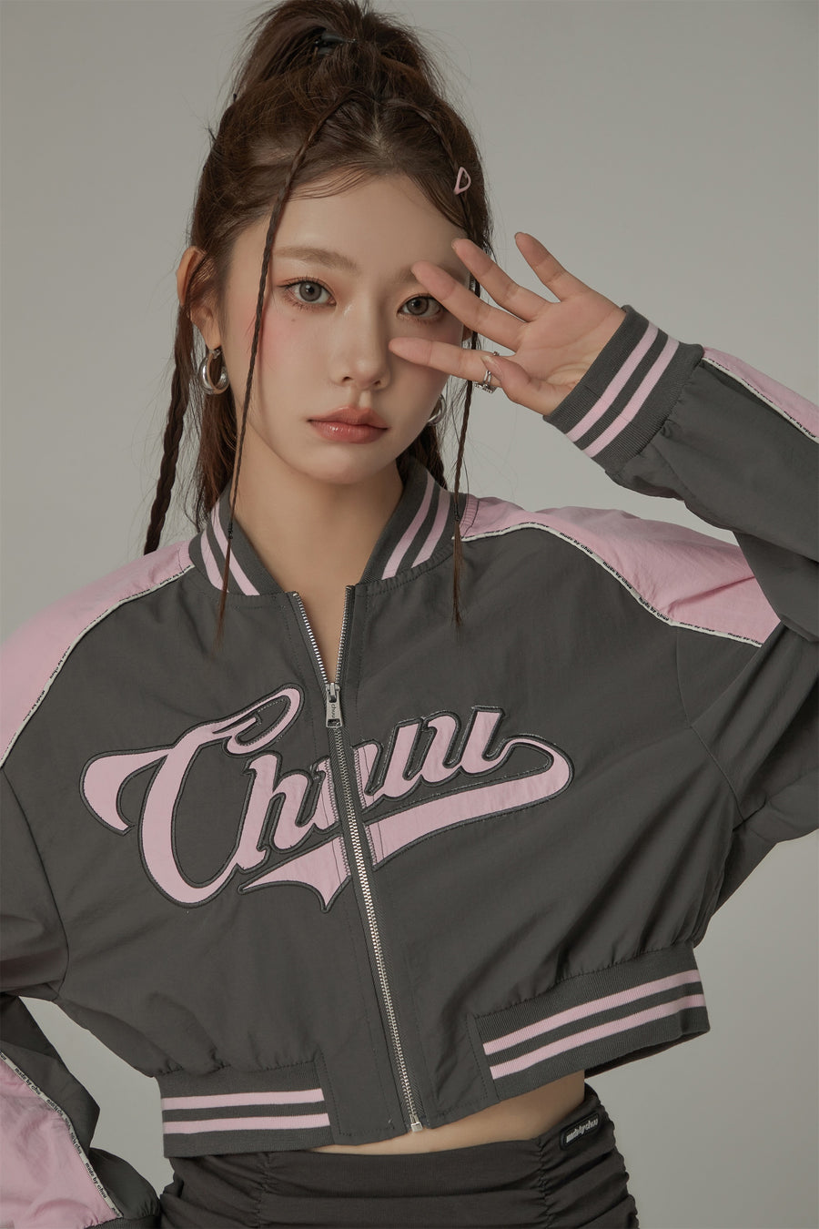 CHUU Logo Colored Zip-Up Varsity Jacket