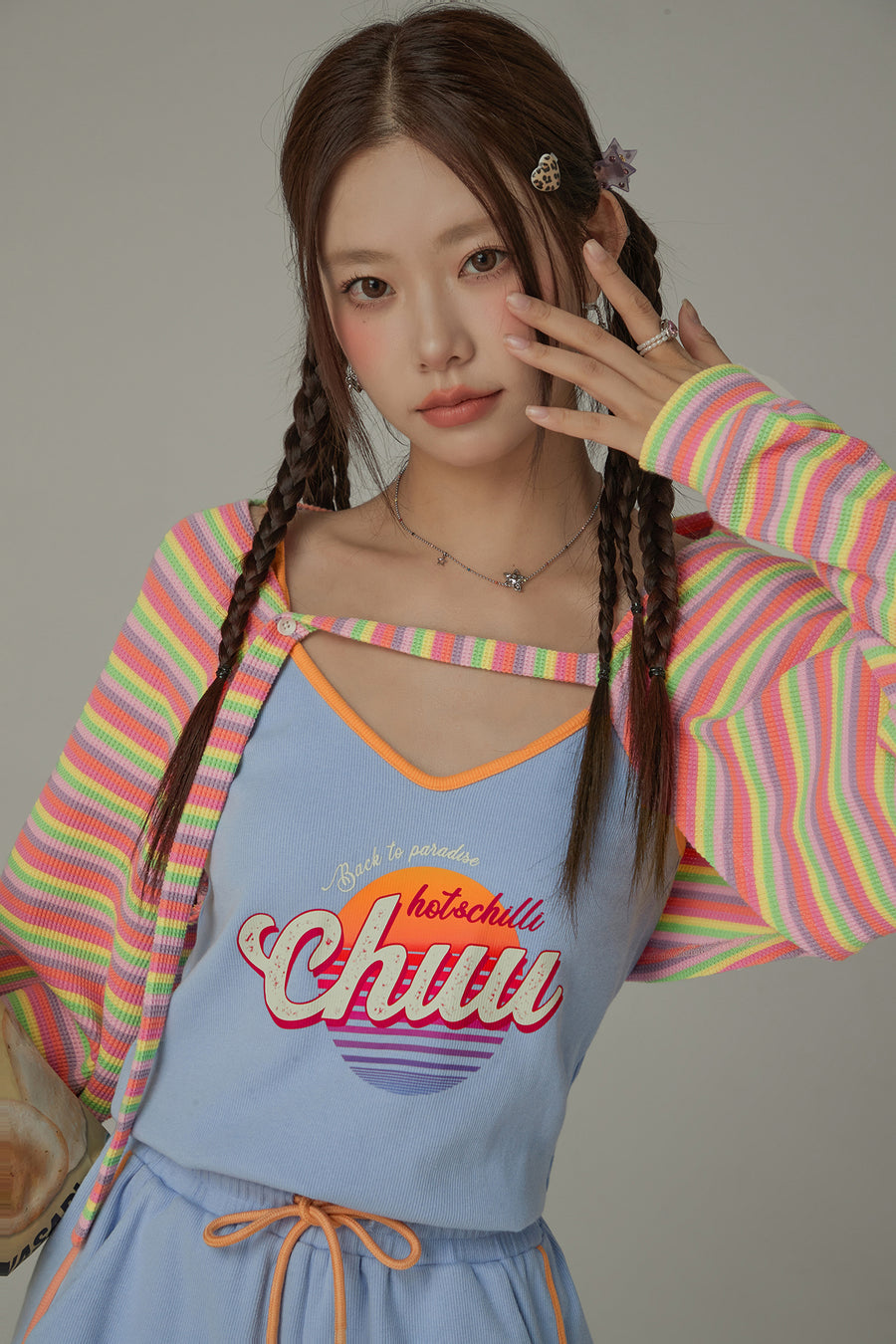 CHUU Back To Paradise Letter Printed Casual Drawstring Jumpsuit