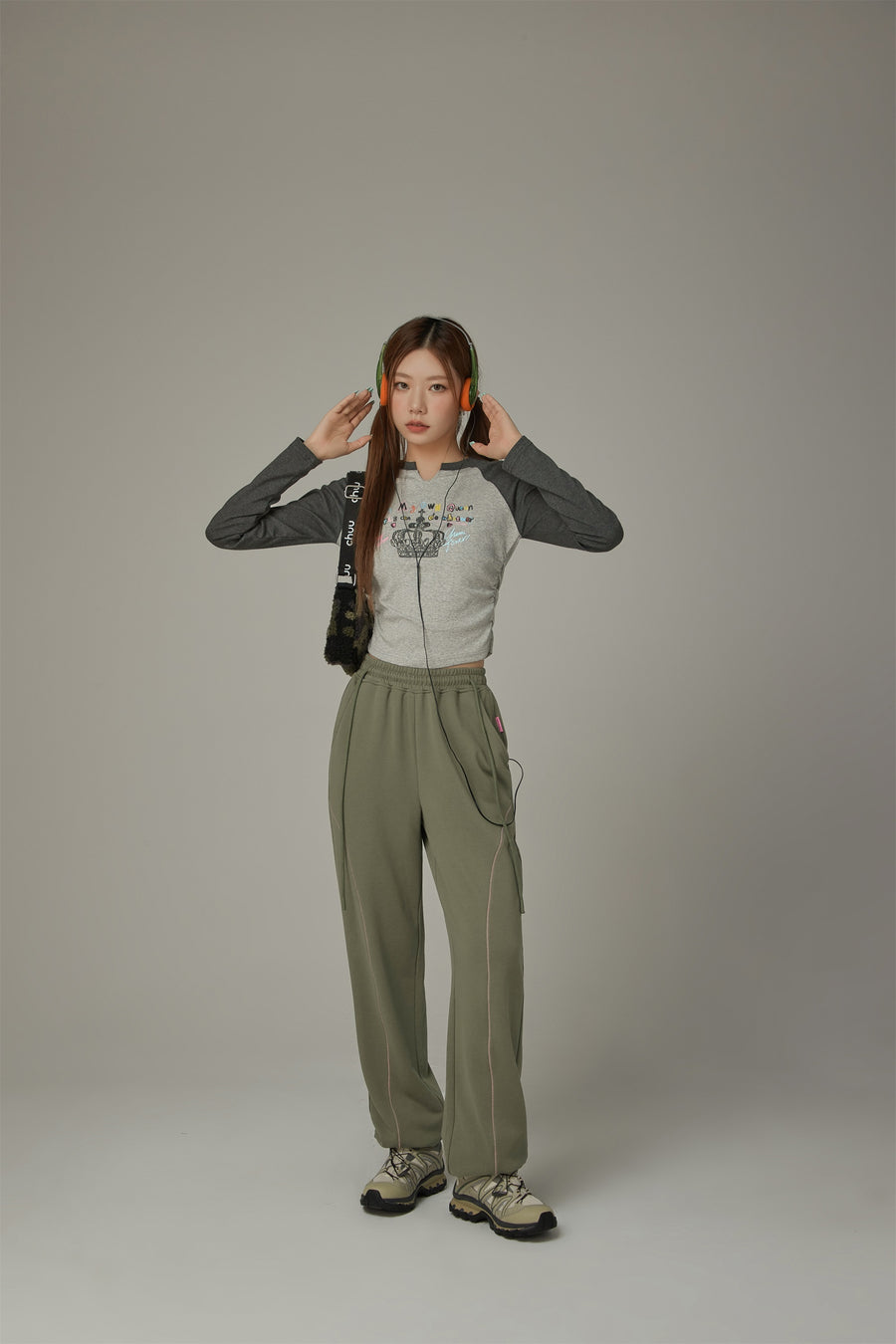 CHUU Elastic Waist Loose Jogger Pants