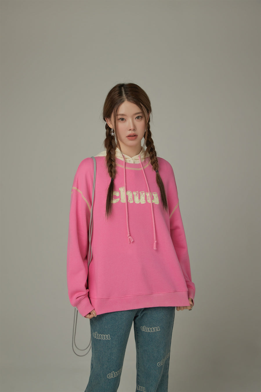 CHUU Color Logo Stitch Loose Fit Sweatshirt