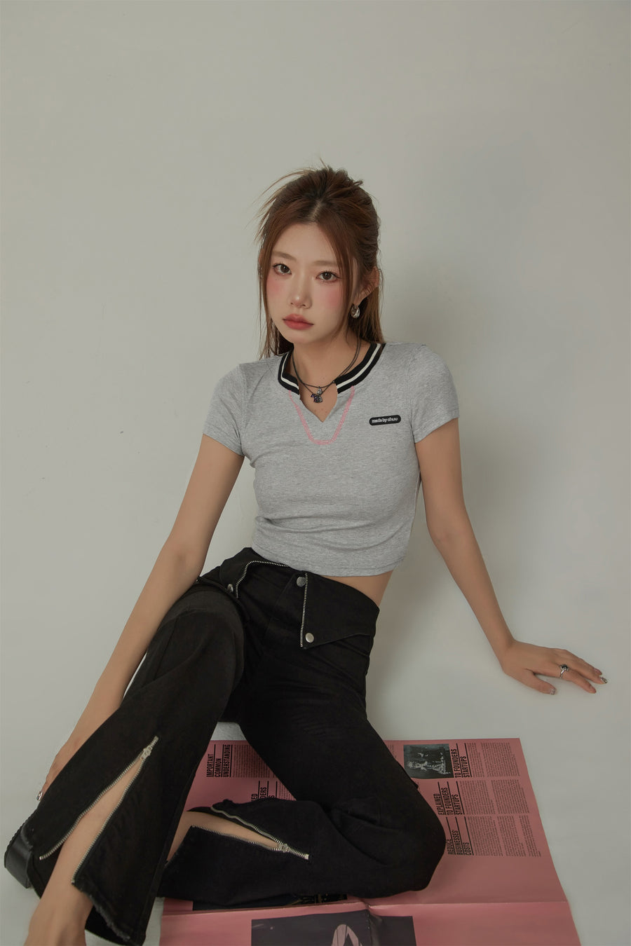 CHUU Open Collar Slim T-Shirt