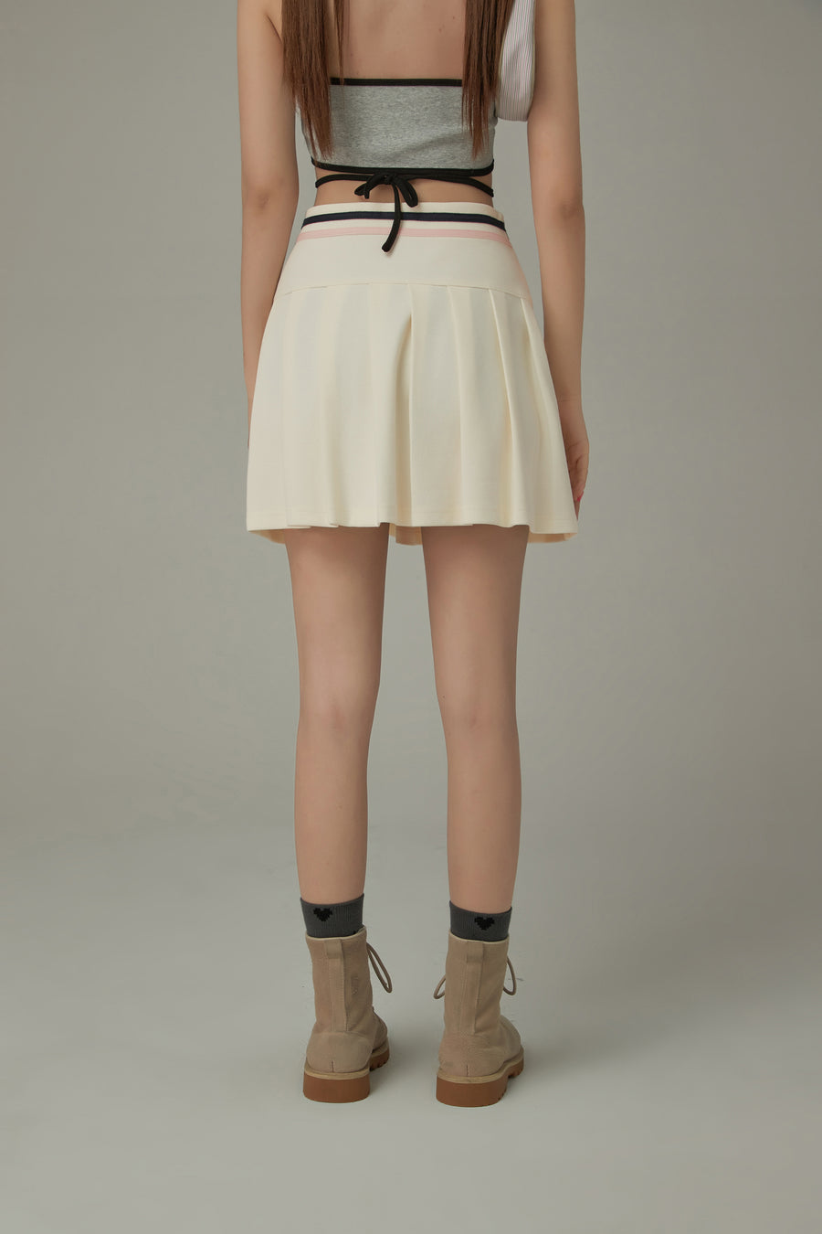 CHUU Color Line Pleated Sporty Mini Skirt