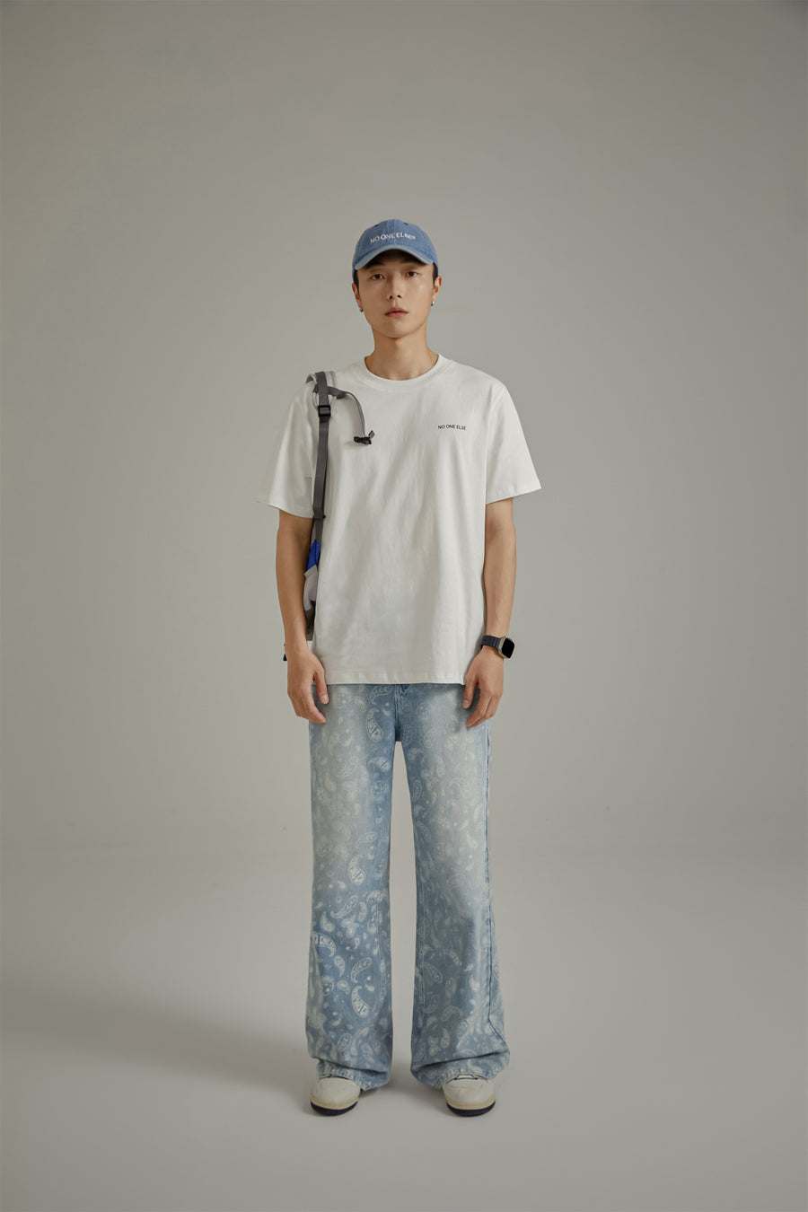 CHUU Logo Paisley Washed Wide Denim Jeans