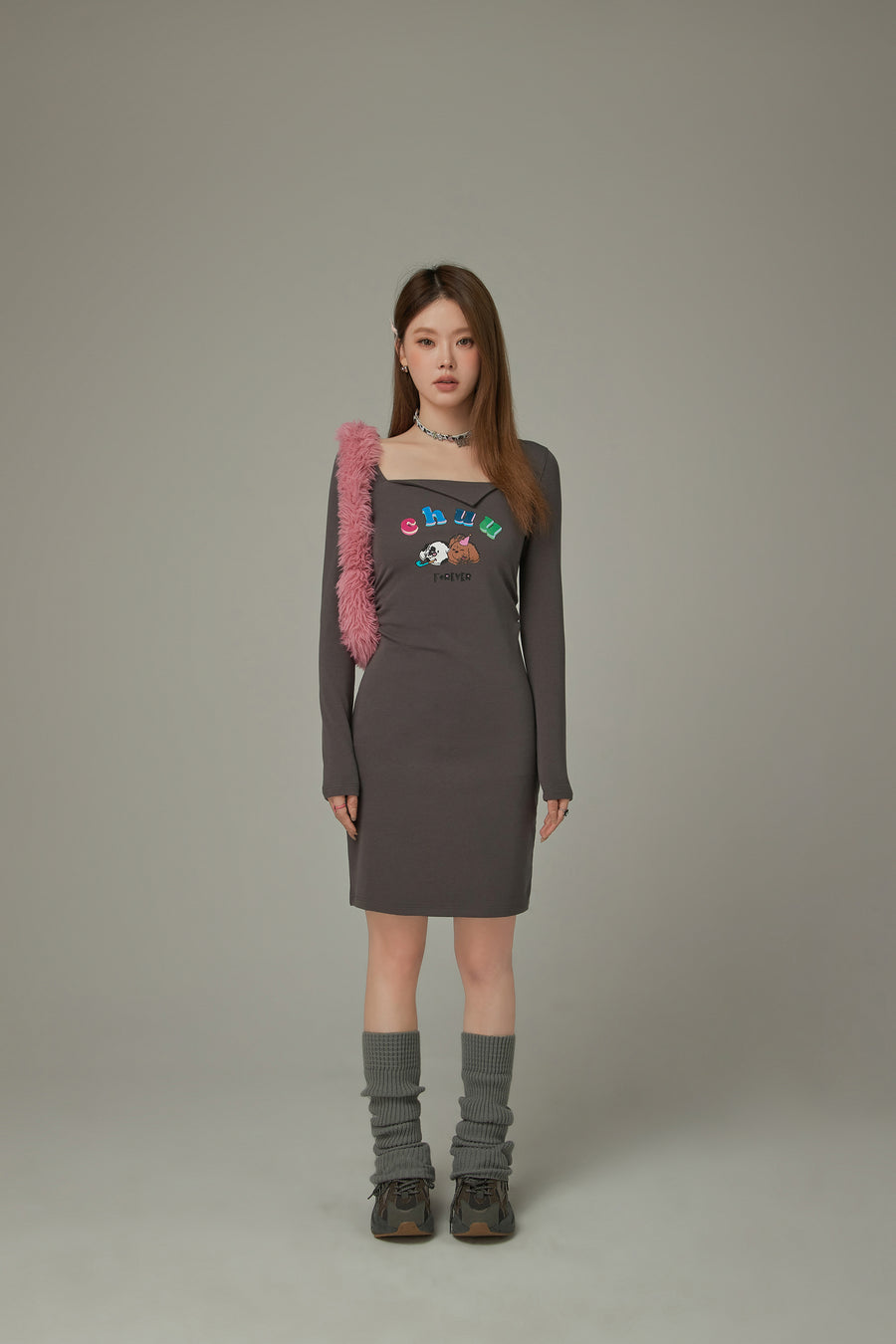 CHUU Rainbow Logo Puppy Character Dress