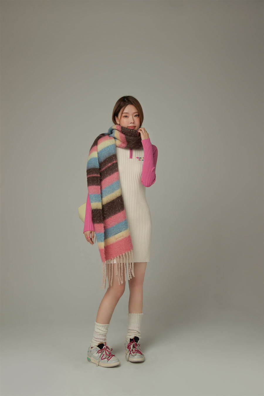 CHUU Color Matching Half Zip-Up Dress