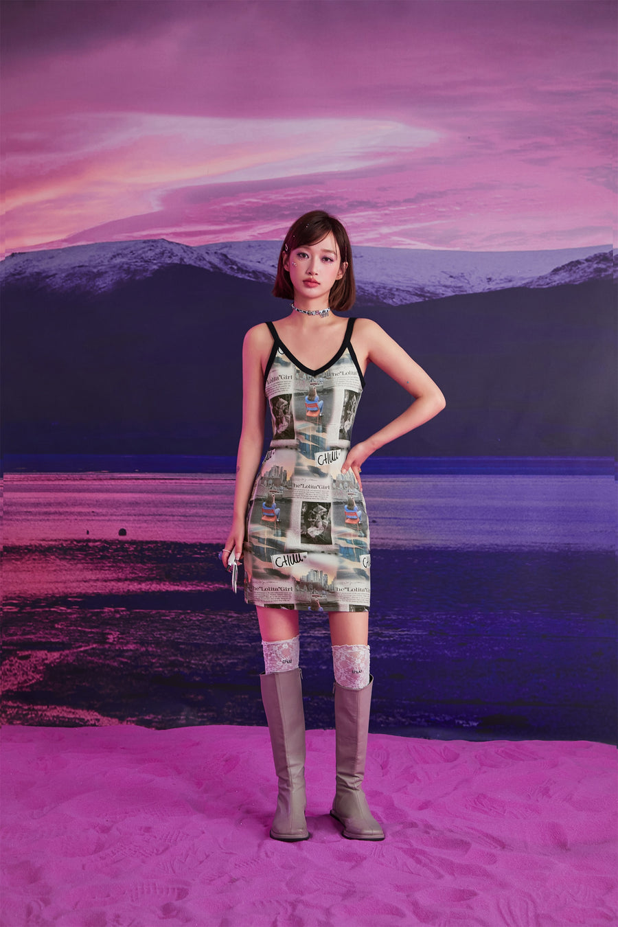 CHUU Logo Newspaper V-Neck Strap Mini Dress