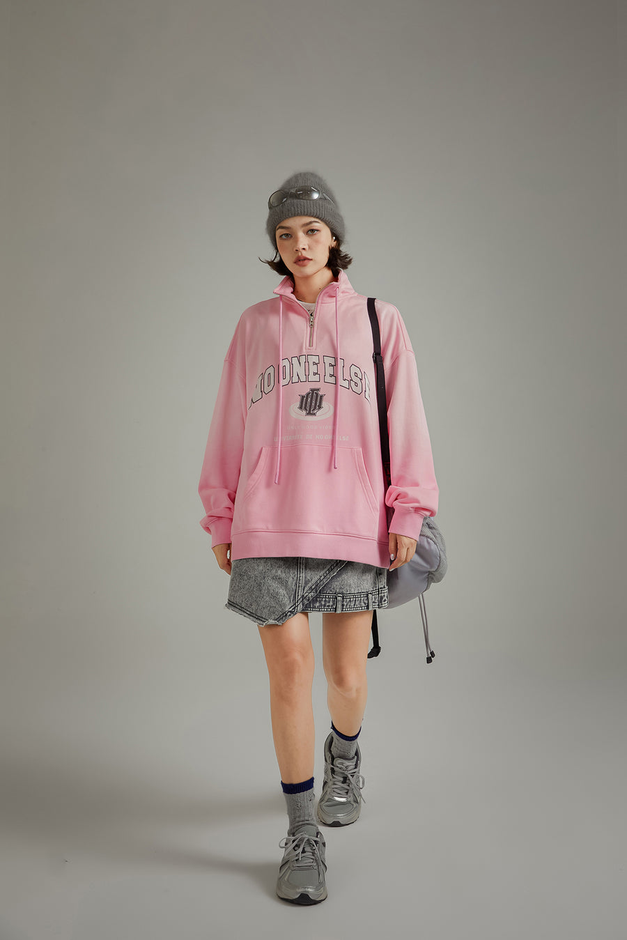 CHUU Logo Half Zip-Up Boxy Hoodie