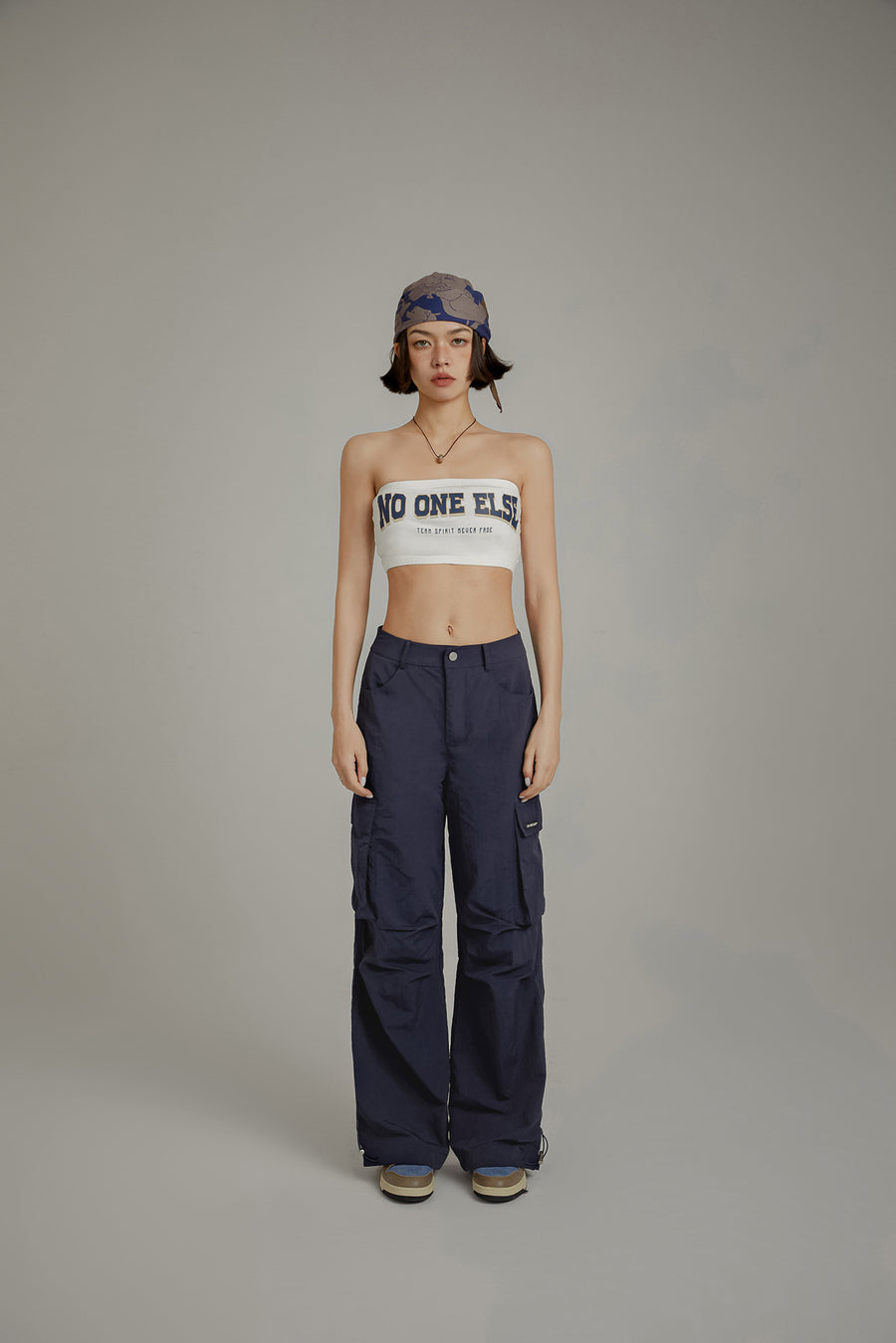 CHUU Noe Lettering Vintage Bra Tube Top