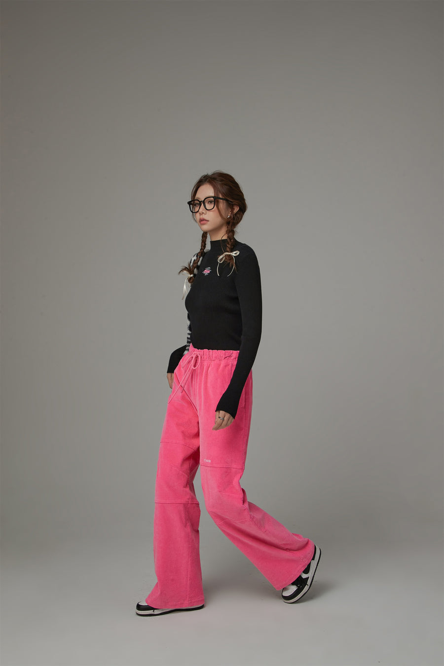 CHUU Casual String Corduroy Pants