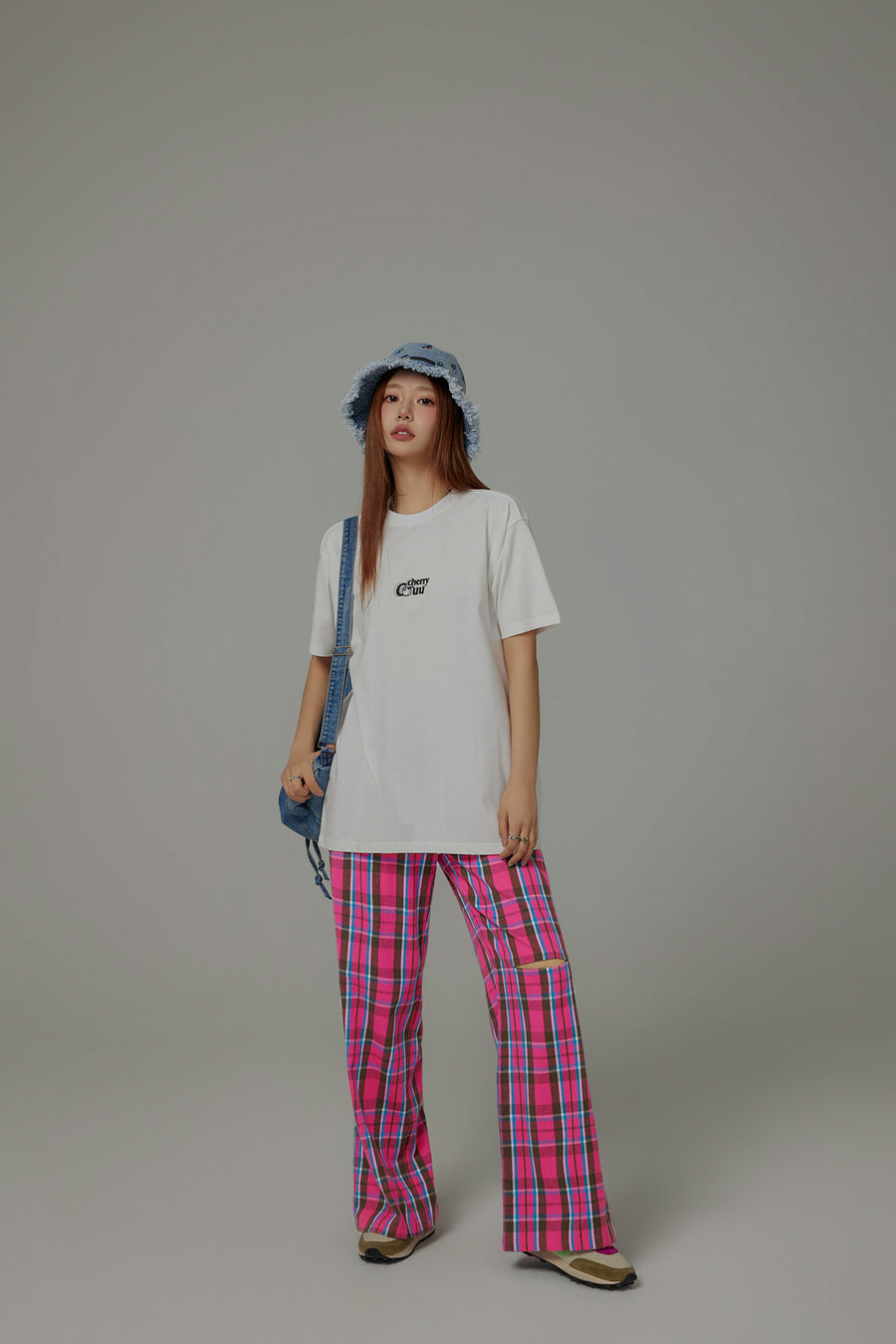 CHUU Chuu Cherry Color Basic T-Shirt