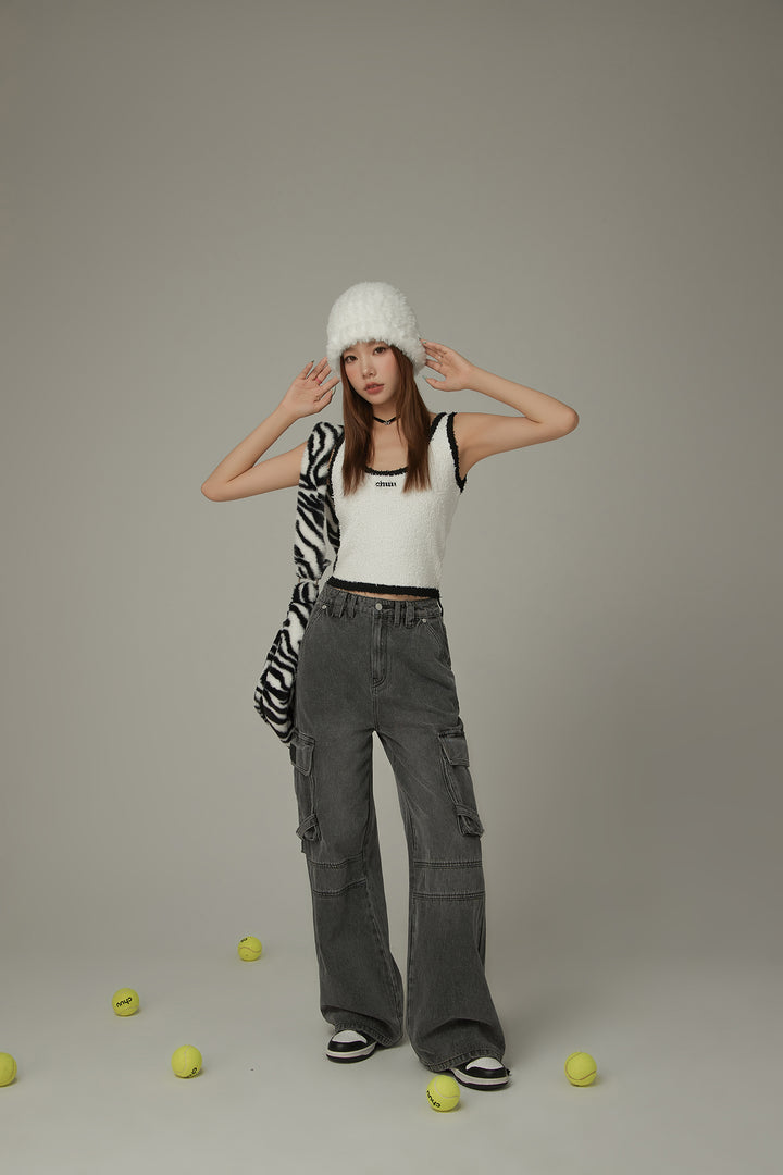 Fuzzy Line Color Scheme Sleeveless Top