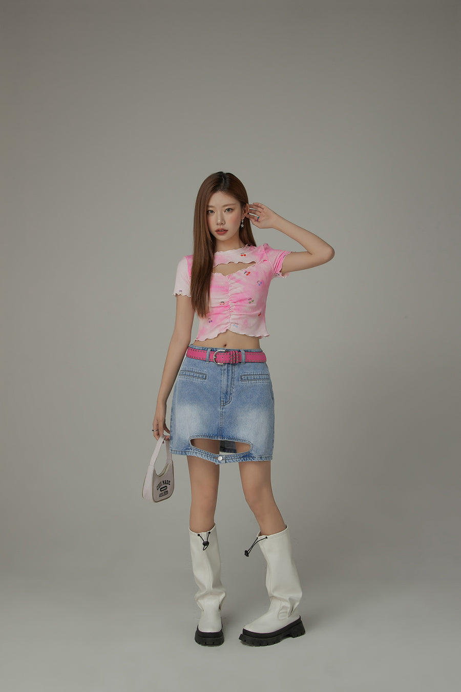 CHUU Tie-Dye Printed Cherries Key Hole Slit Crop Top