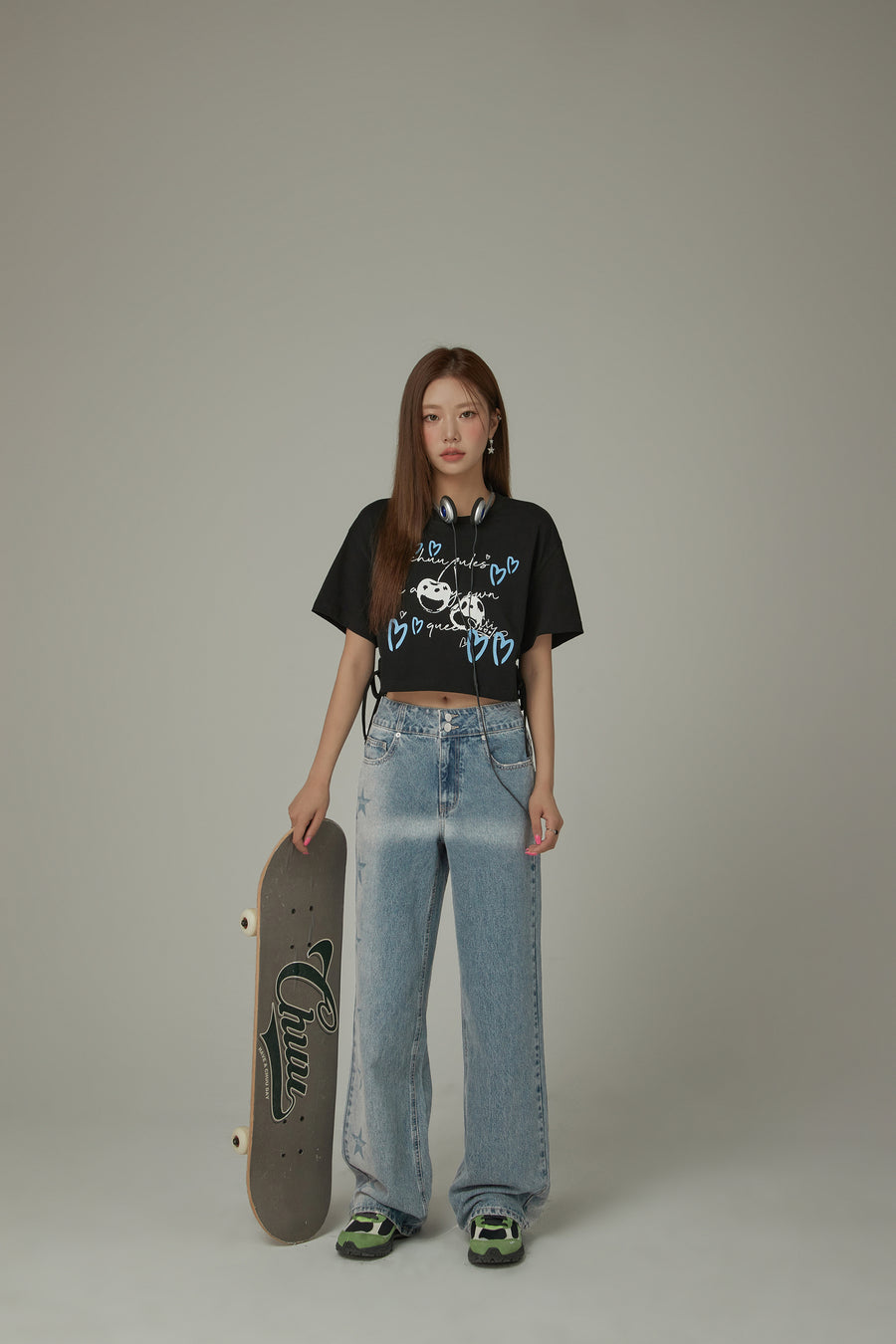 CHUU Heart Cherry Boxy Crop Loosefit T-Shirt