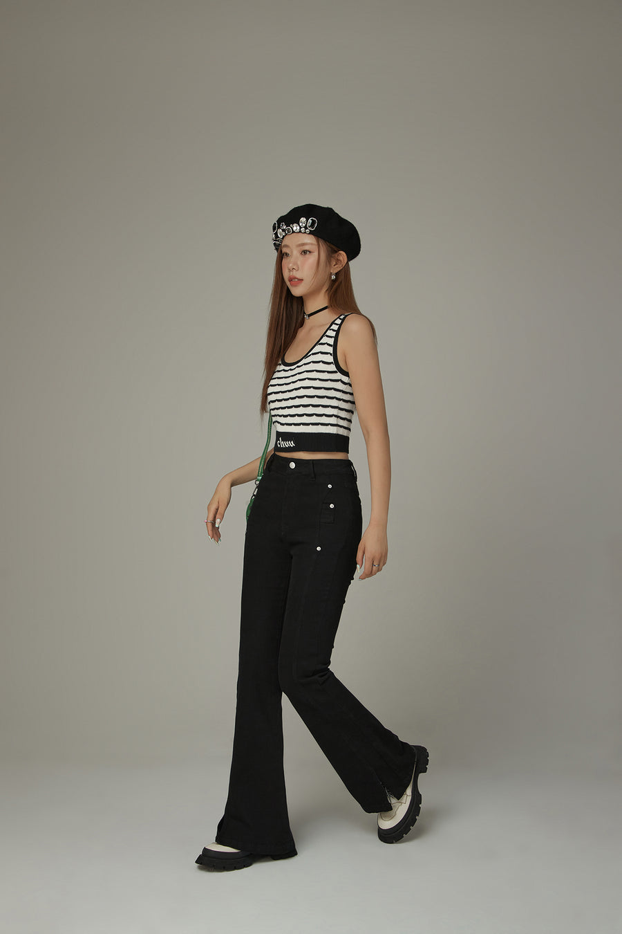 CHUU Logo Band Color Scheme Sleeveless Crop Top