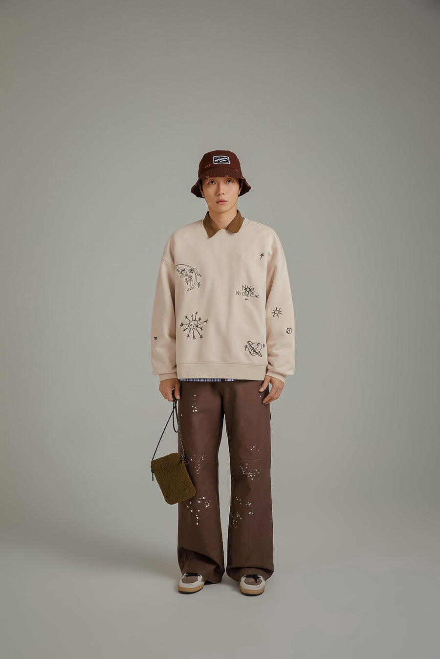 CHUU Star Boxy Sweatshirt