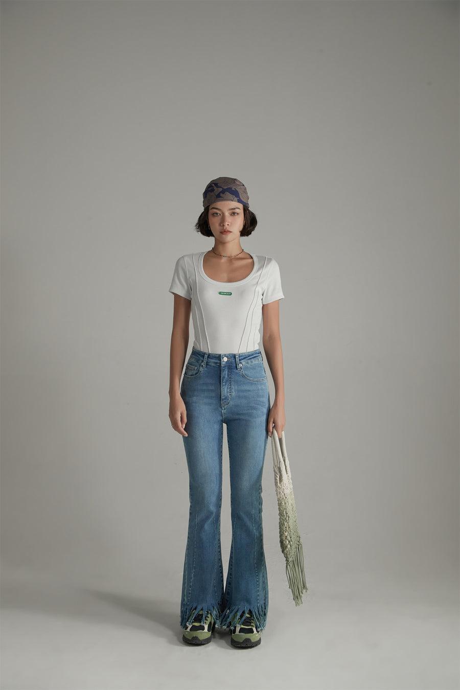 CHUU Fringe-Cut Hem Slim Denim Jeans