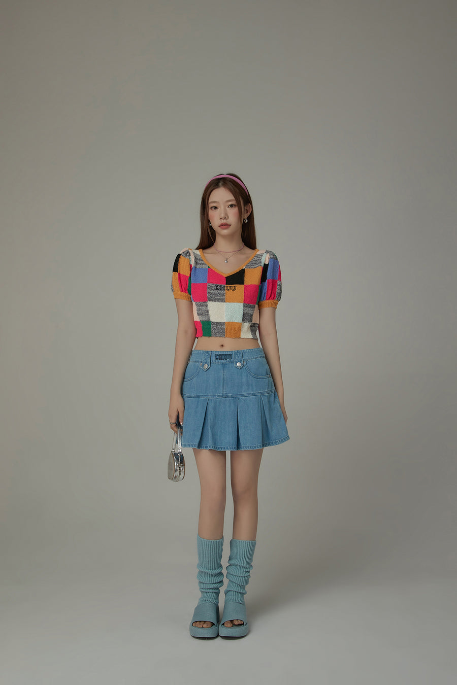 CHUU Color Check Pattern Cropped Knit Top