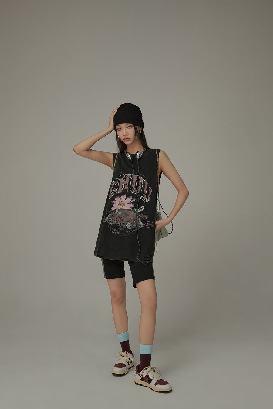 CHUU Vintage Oversized Chuu Printed Car Sleeveless T-Shirt