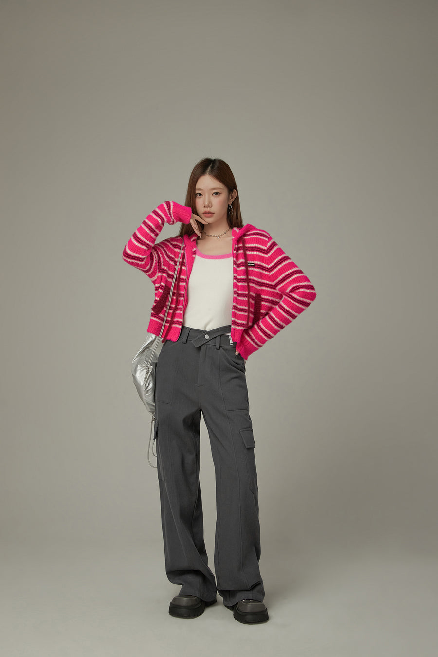 CHUU Pocket Side Slit Straight Pants