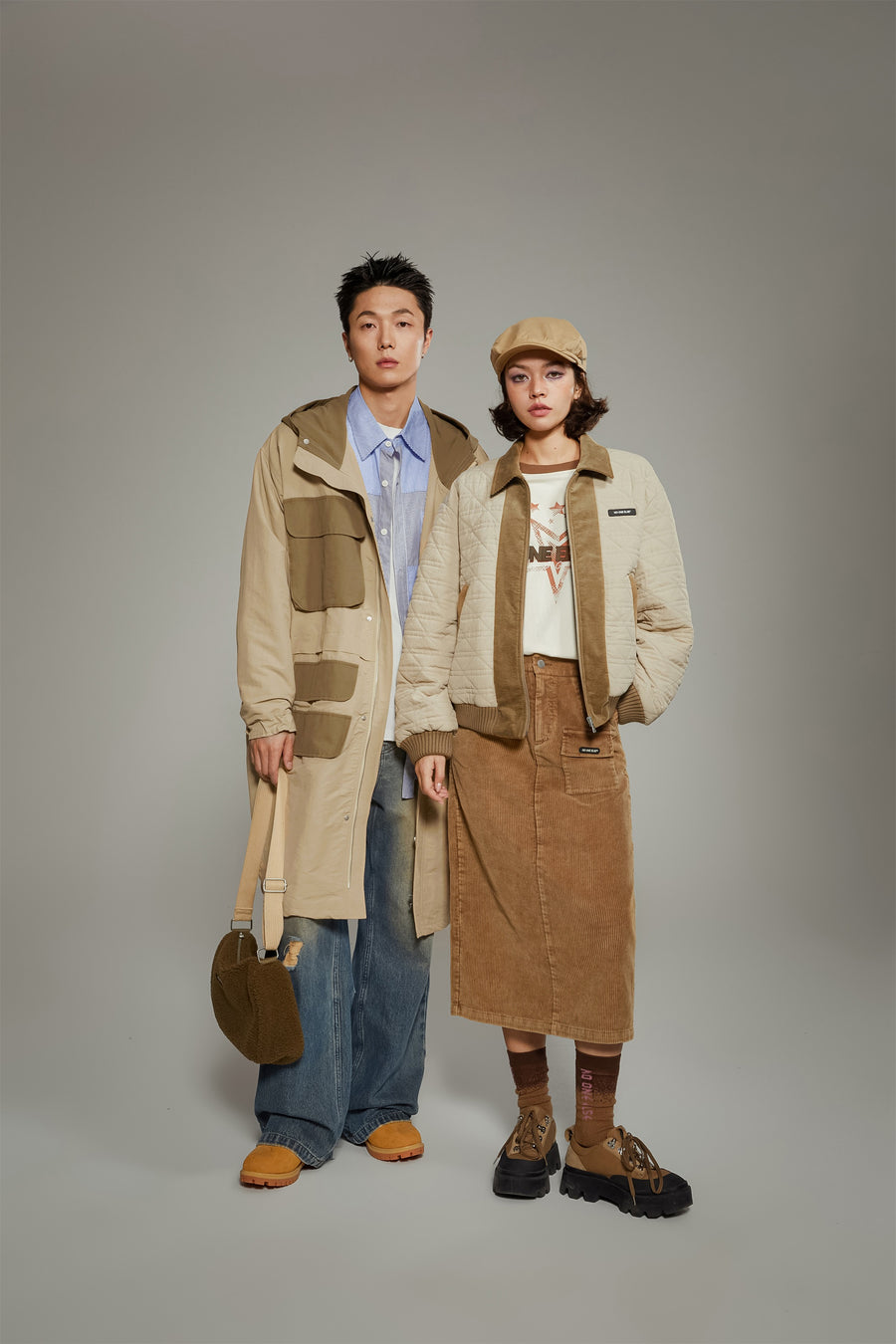 CHUU Two Tone Cargo Long Jacket