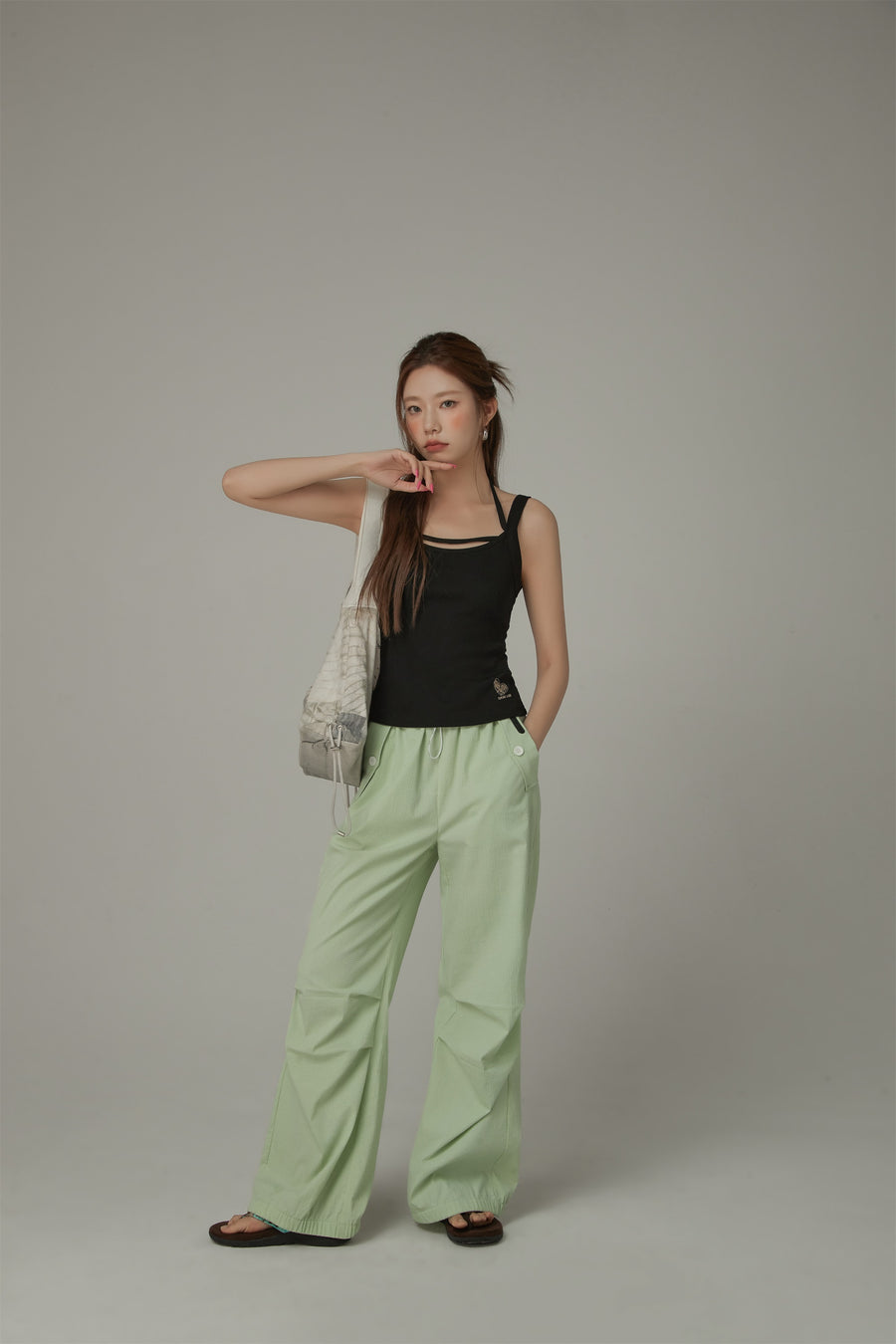 CHUU Halter Neck Sleeveless Top