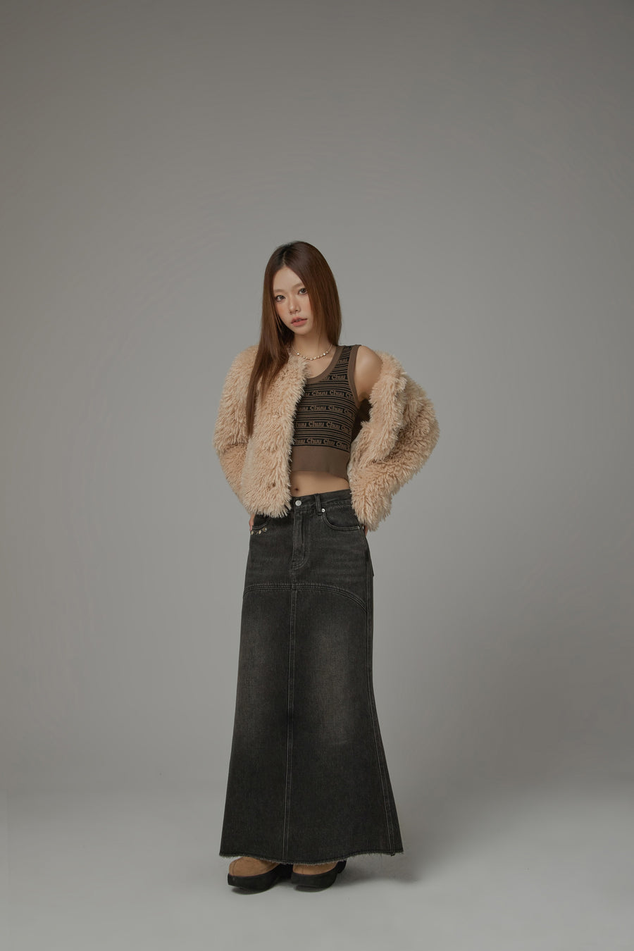 CHUU Cozy Fur Button Jacket