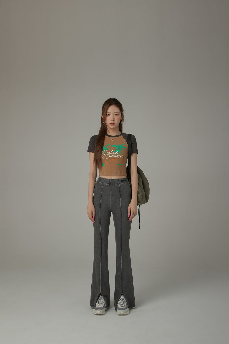 CHUU Elastic Waist Slit Semi Bootcut Pants