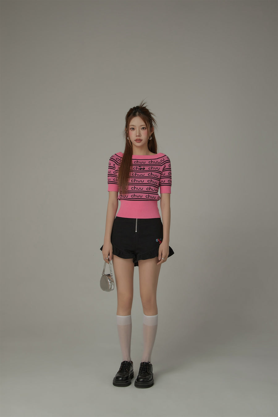 CHUU Cherry One Word Short Sleeved Knitted Slim Sweater