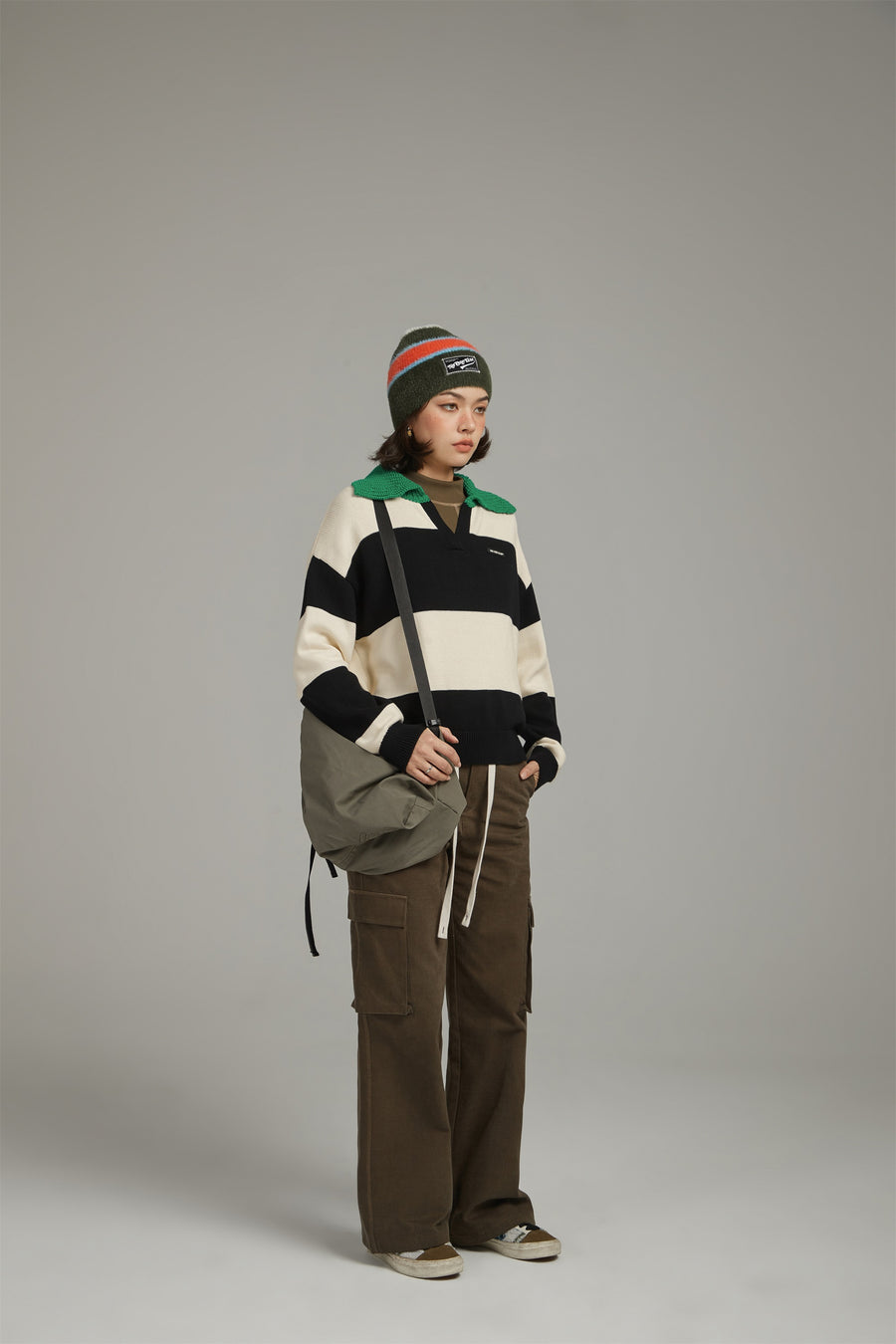 CHUU Open Collar Color Scheme Knit Sweater