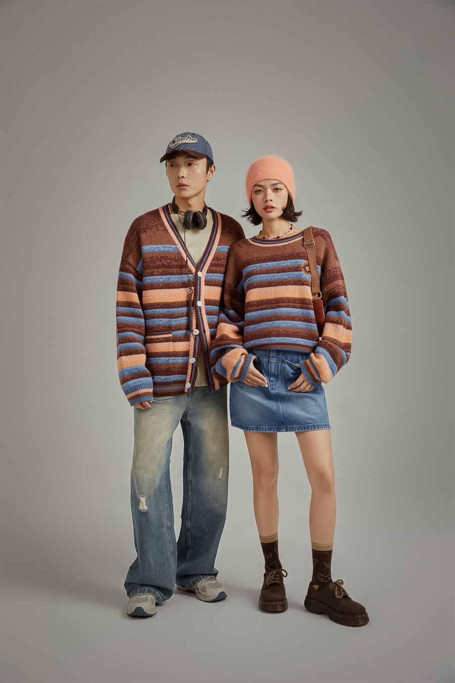 CHUU Logo Striped Loose Fit Knit Sweater