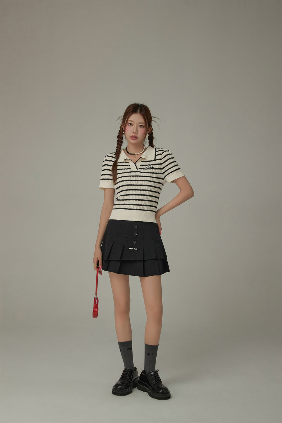 CHUU Open Collar Back Cutout Logo Embroidery Knit Sweater