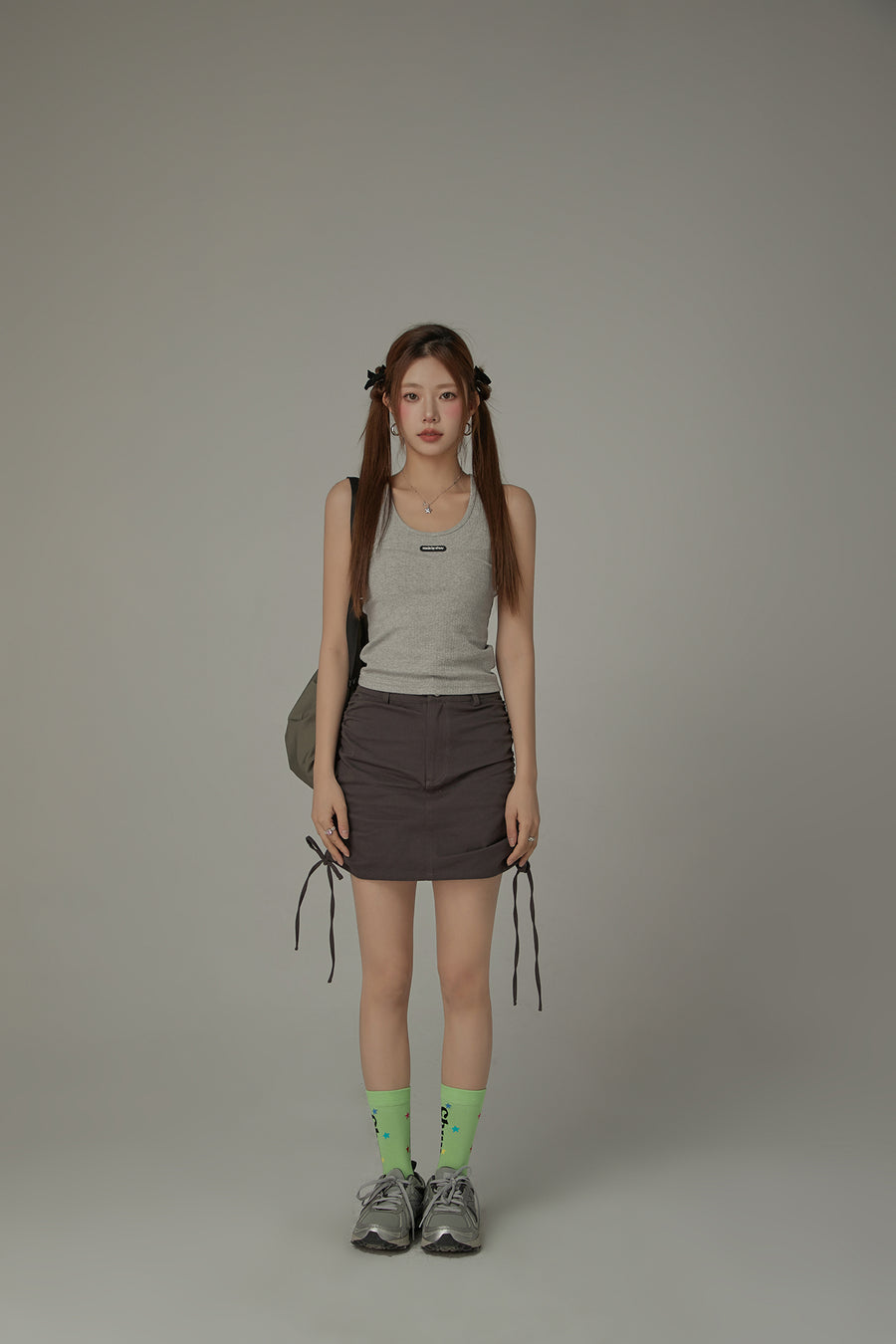CHUU Chuu Lettering Colorful Star High Socks