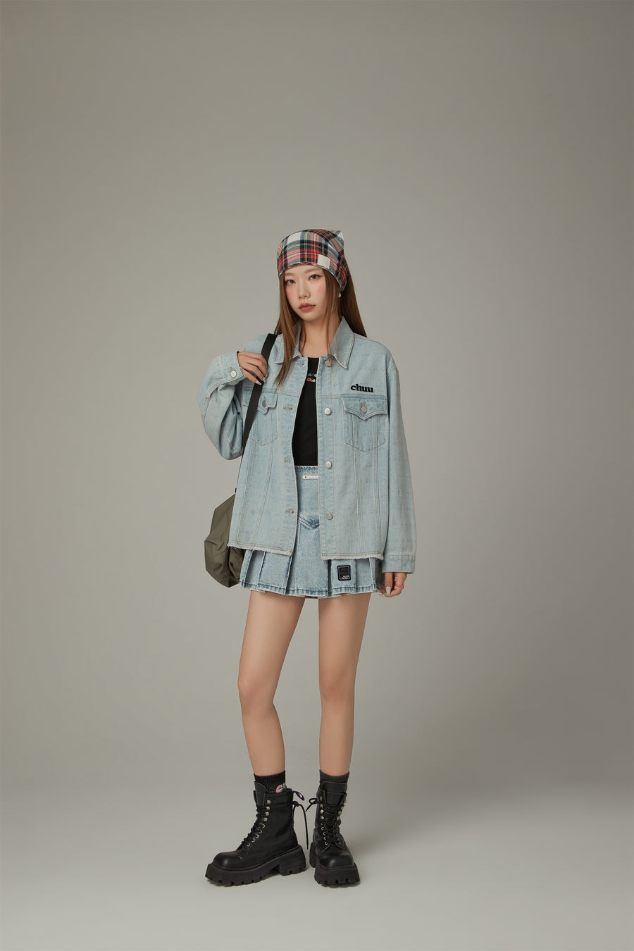 CHUU Logo Boxy Denim Jacket