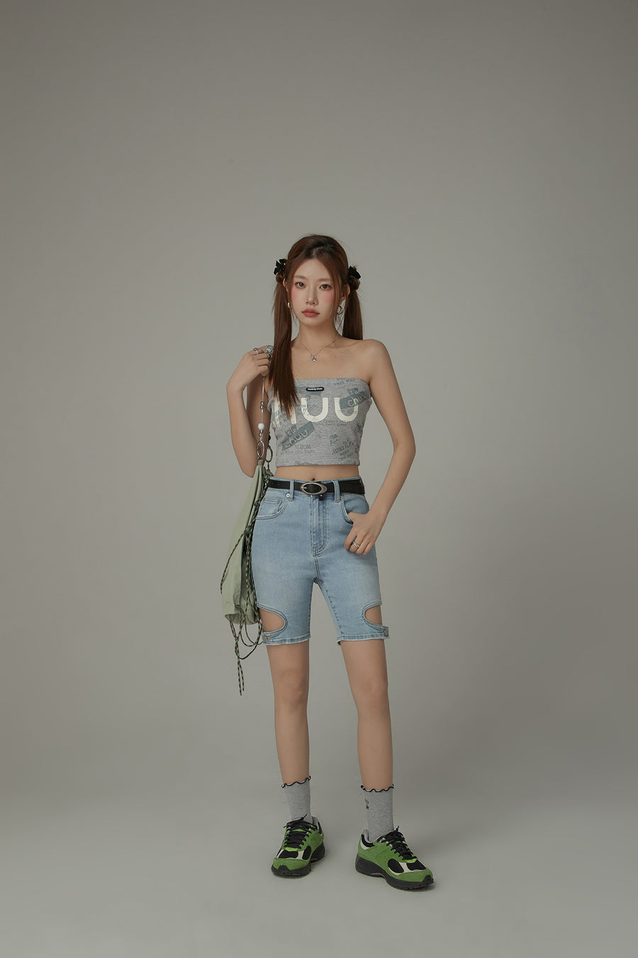 CHUU Chuu Cherry Bomb Ruffle Socks
