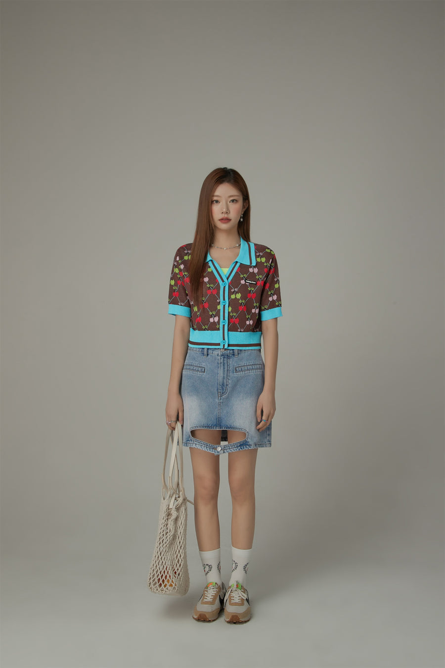 CHUU Cherry Argyle Colored Short Sleeve Knit Cardigan