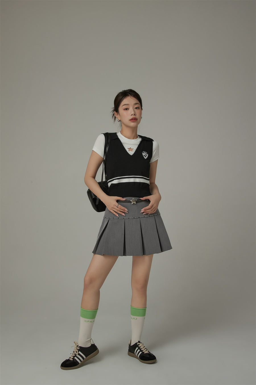 CHUU Daily Belt Loops Pleated Mini Skirt