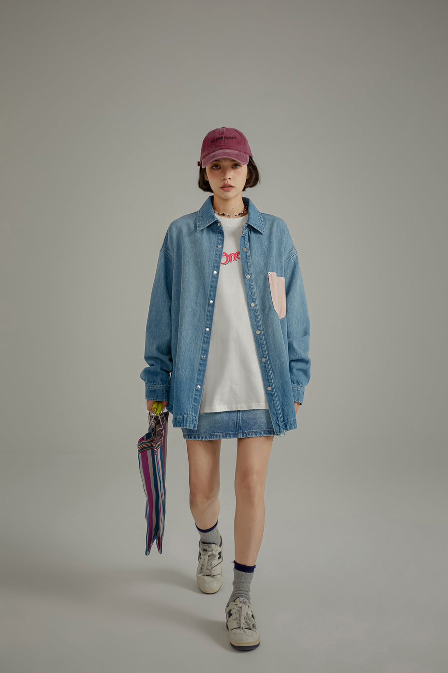 CHUU Boyfriend Maxi Sized Denim Shirt