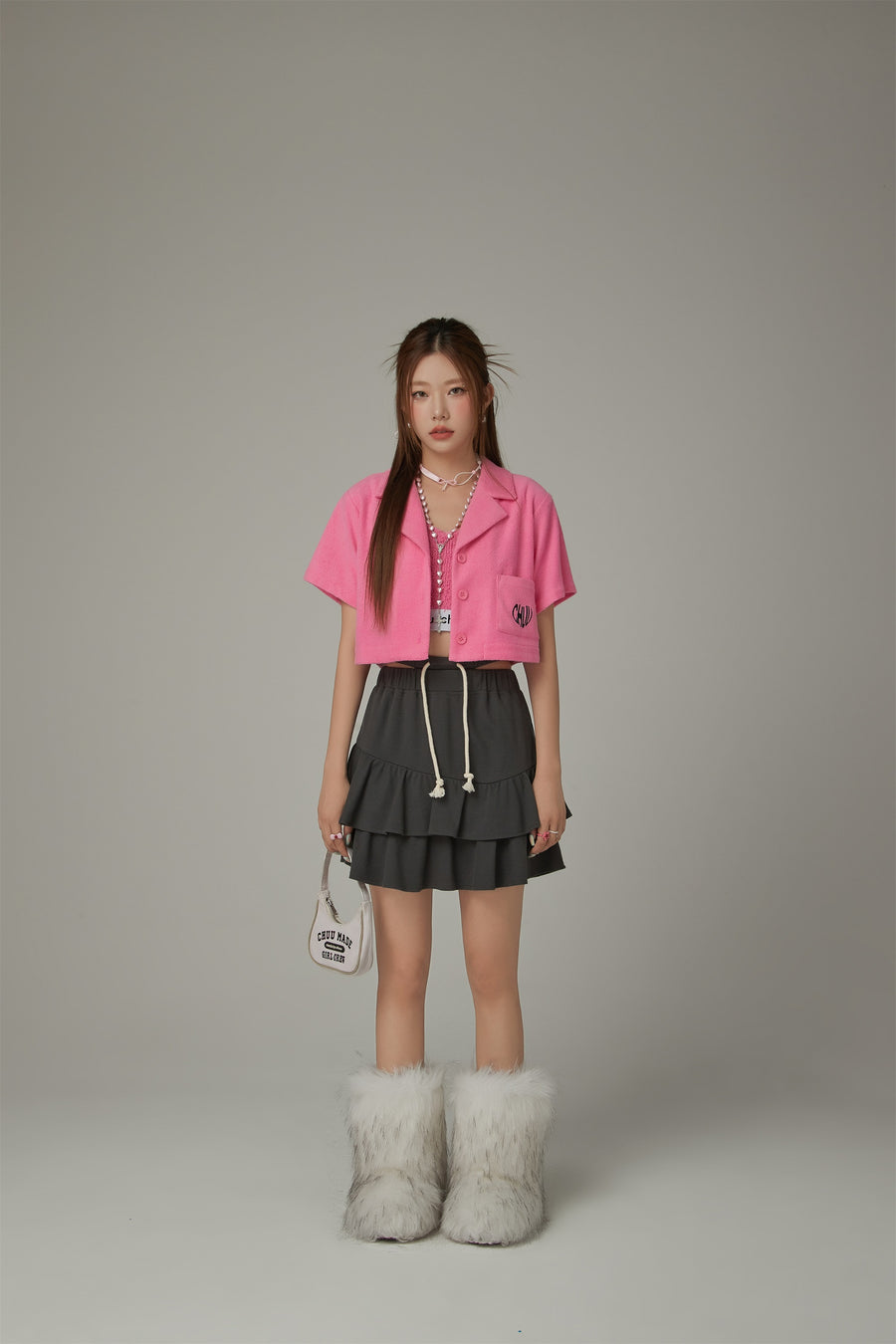 CHUU Heart Logo Pocket Cropped Shirt