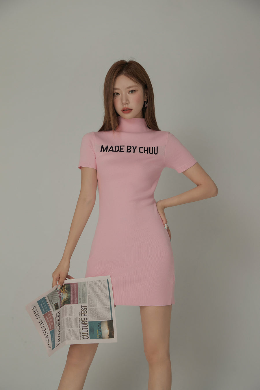 CHUU High Neck Logo Knit Mini Dress