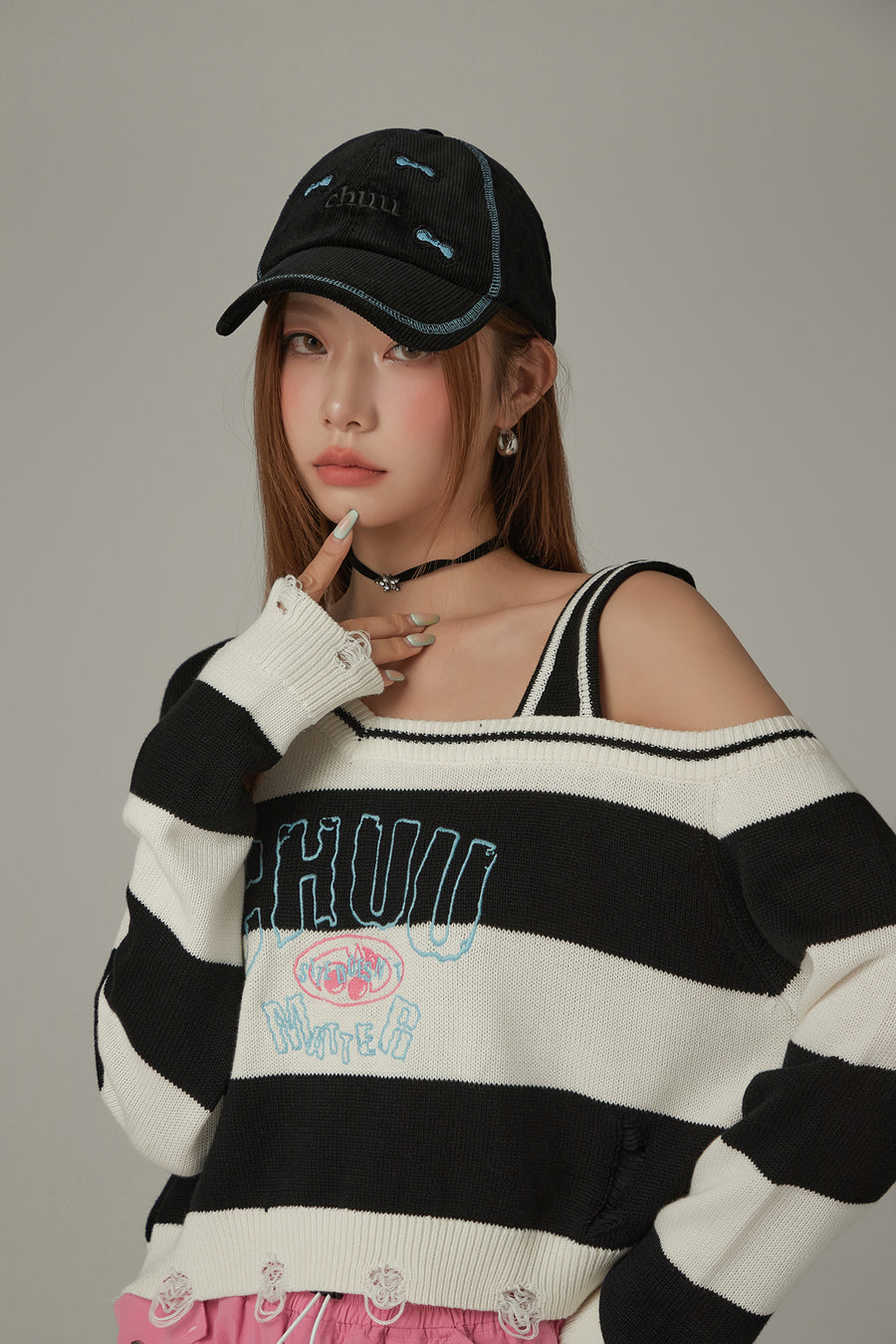 CHUU One Shoulder Cropped Loose Fit Knit Sweater