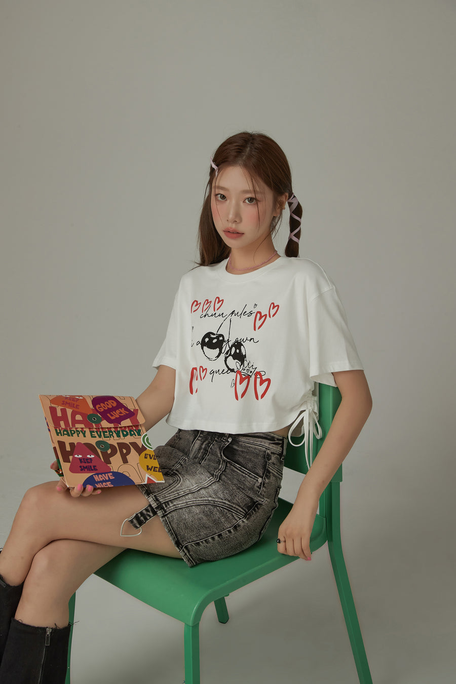 CHUU Heart Cherry Boxy Crop Loosefit T-Shirt