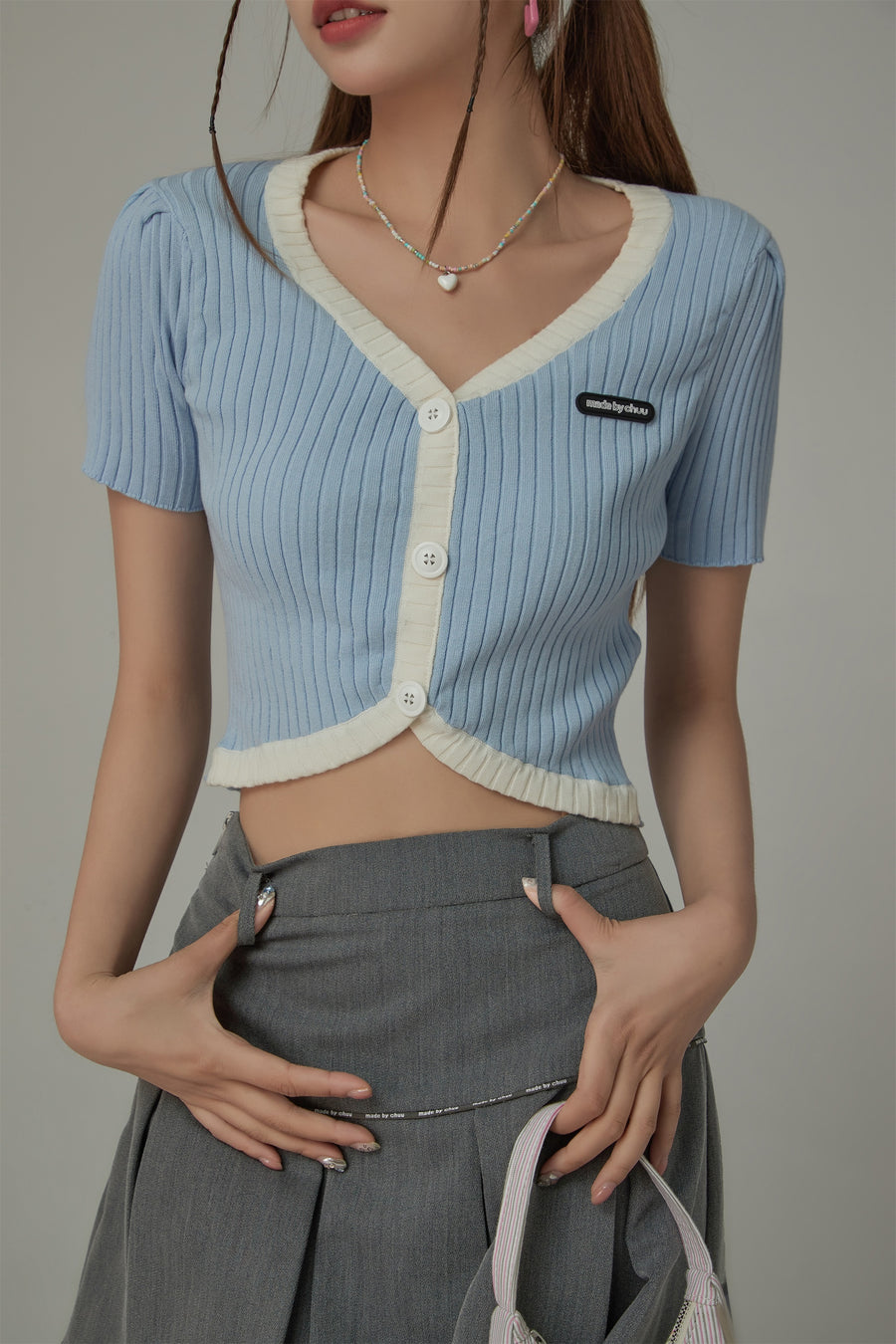 CHUU Line-Blocking Ribbed Button Semi- Crop Cardigan