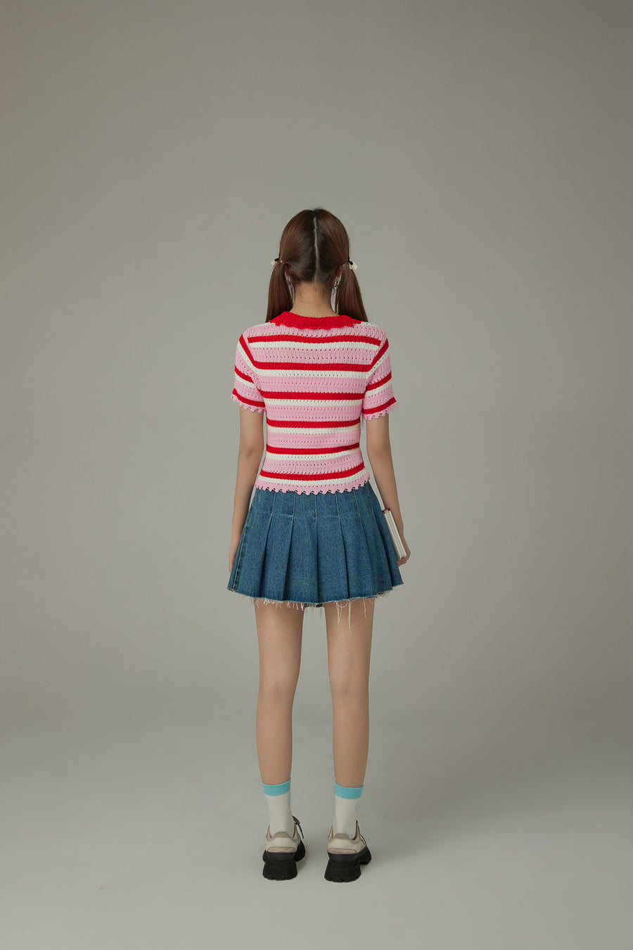 CHUU Stripe Ribbon Keyhole Knit Top