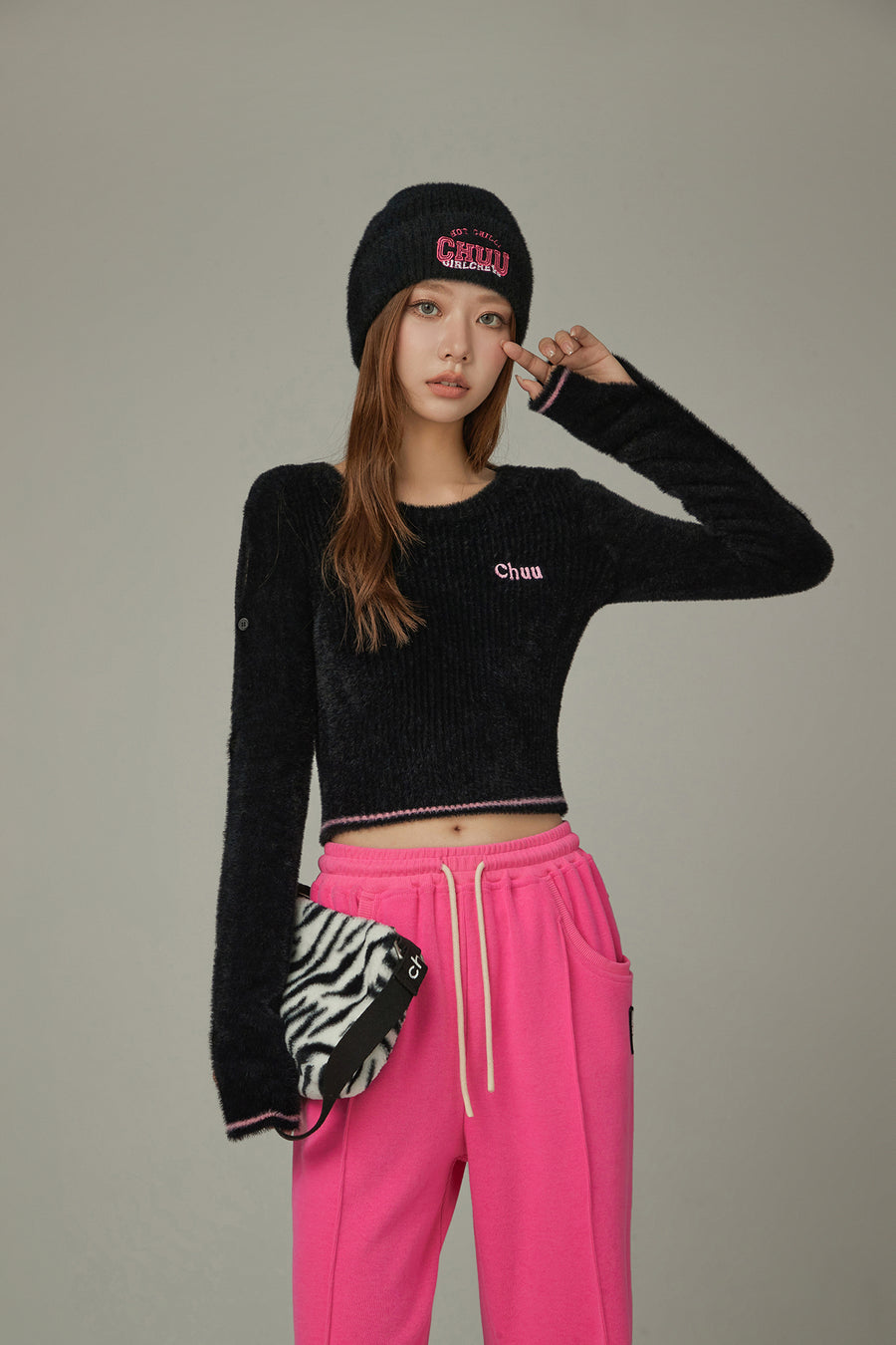 CHUU Slit Sleeves Button Crop Knit Sweater