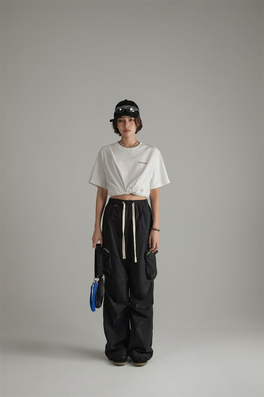 CHUU Casual Drawstring Wide Cargo Pants