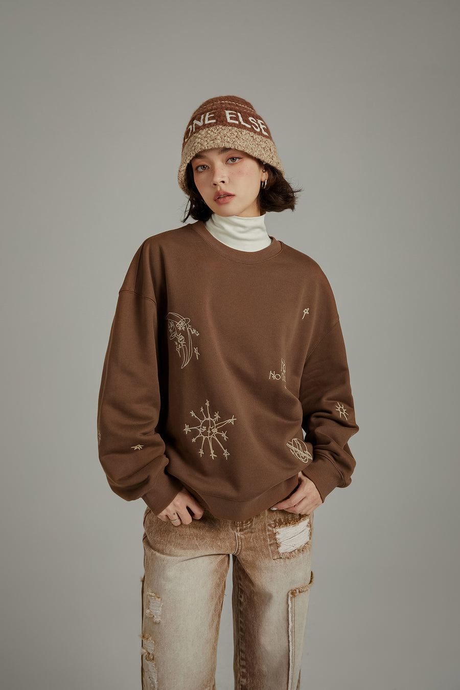 CHUU Star Boxy Sweatshirt