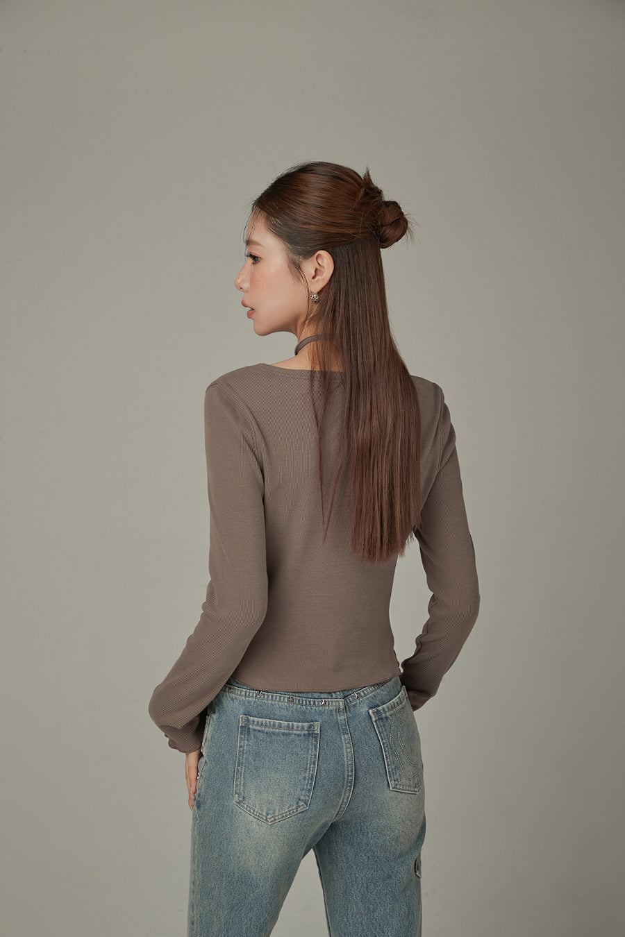 CHUU Halterneck Asymmetrical Button Top