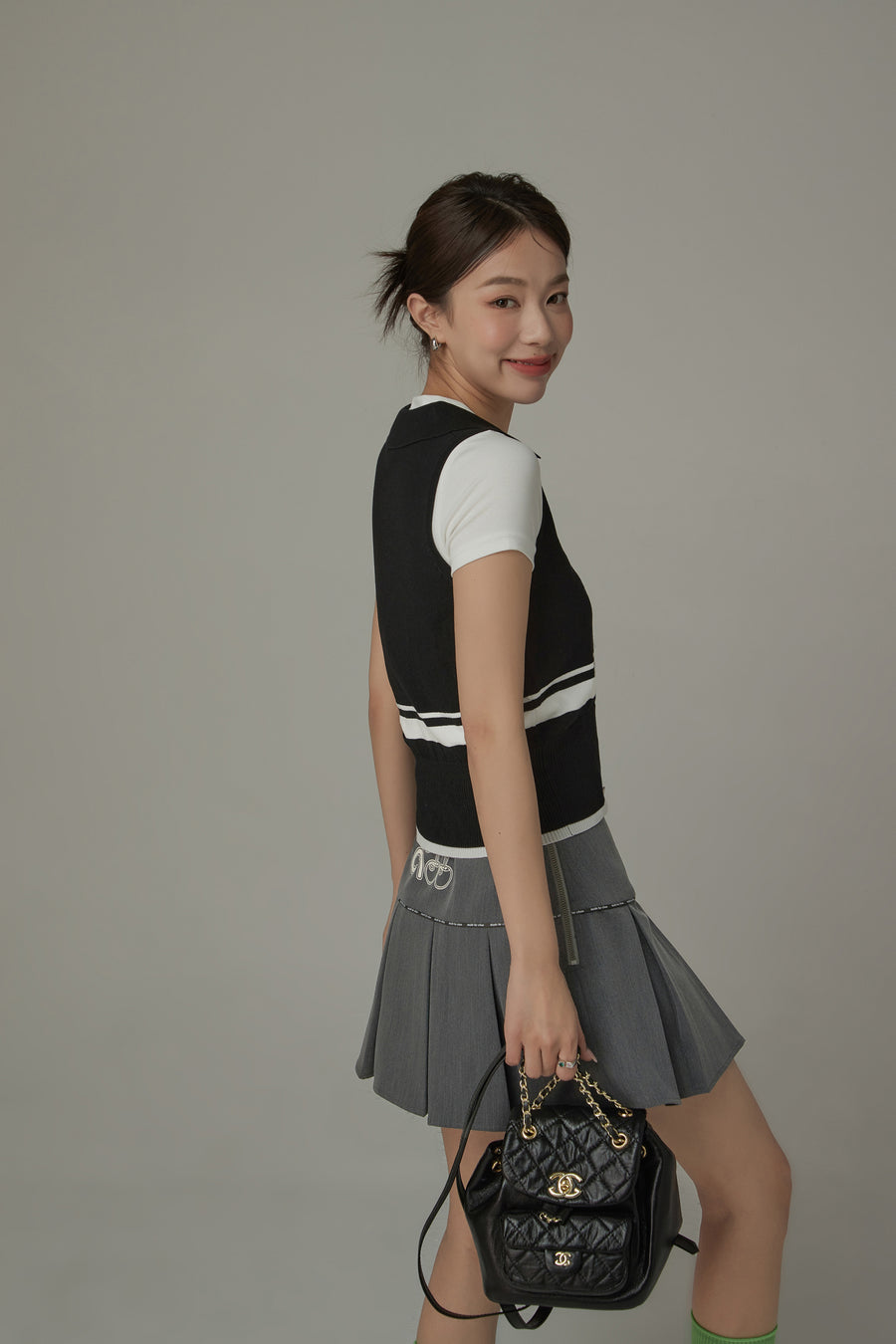 CHUU Knit Colorblock Open Collar Sleeveless Vest